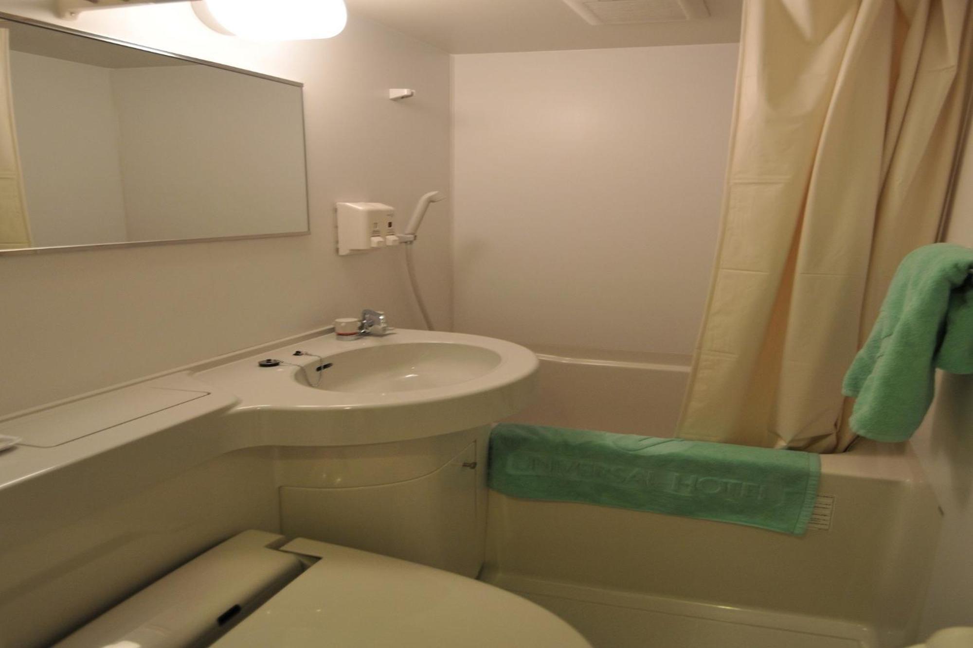 Hiroshima Ekimae Universal Hotel エクステリア 写真
